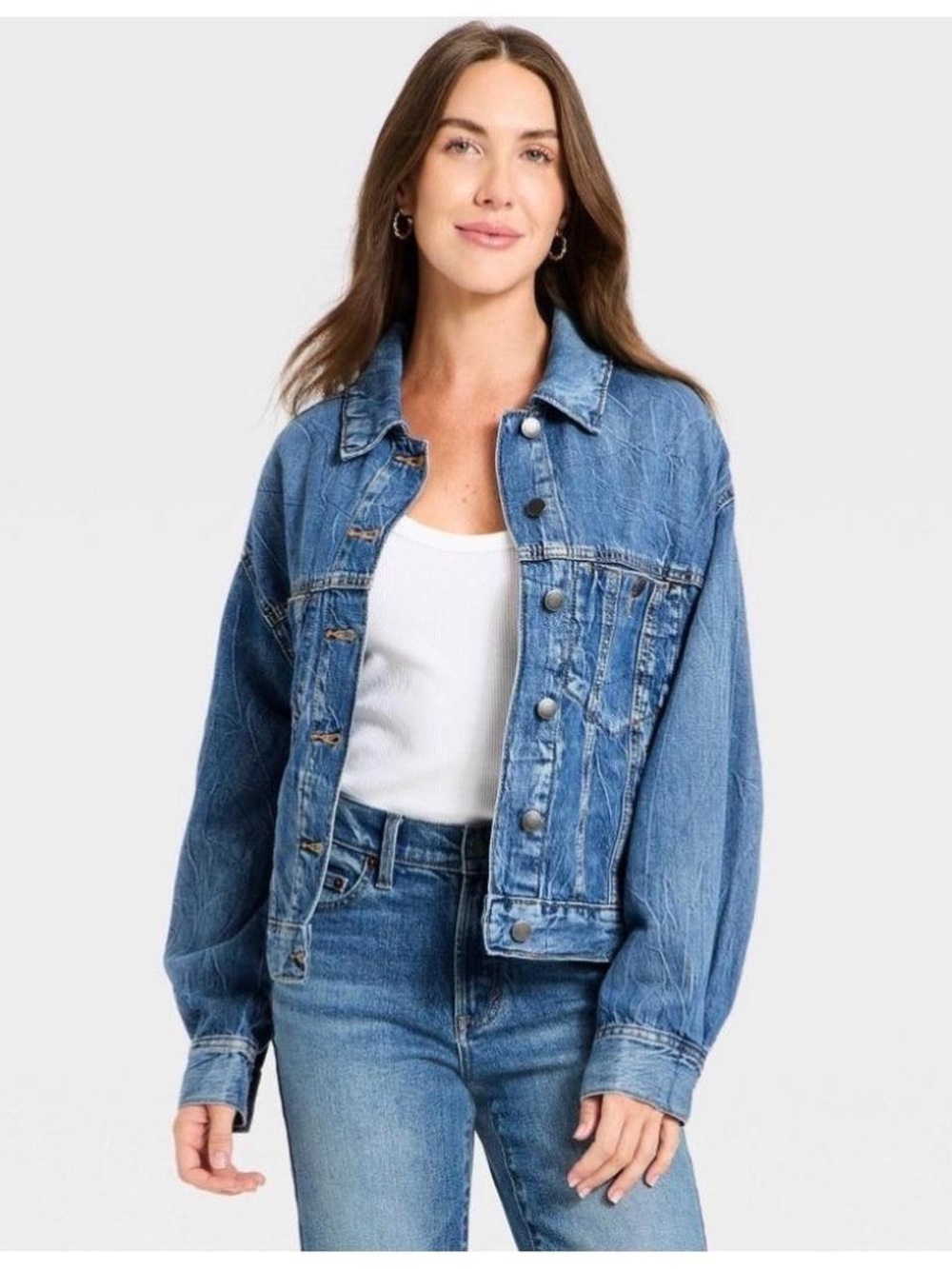 Women's Relaxed Trucker Denim Jacket - Universal Thread Medium Wash